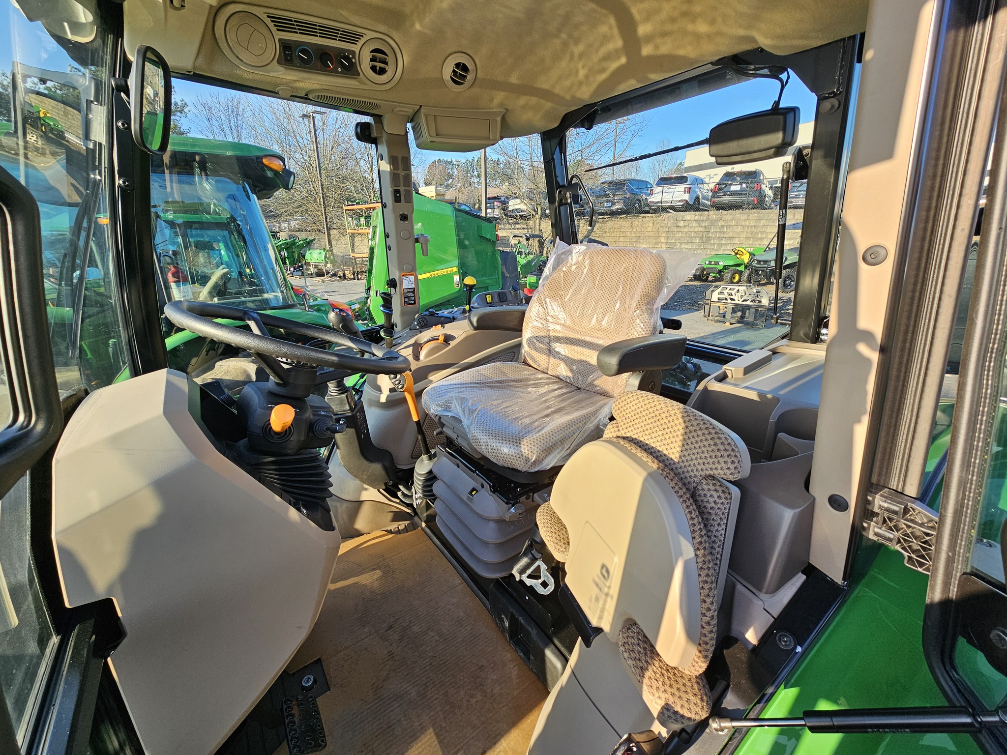 2024 John Deere 5105M Image 7