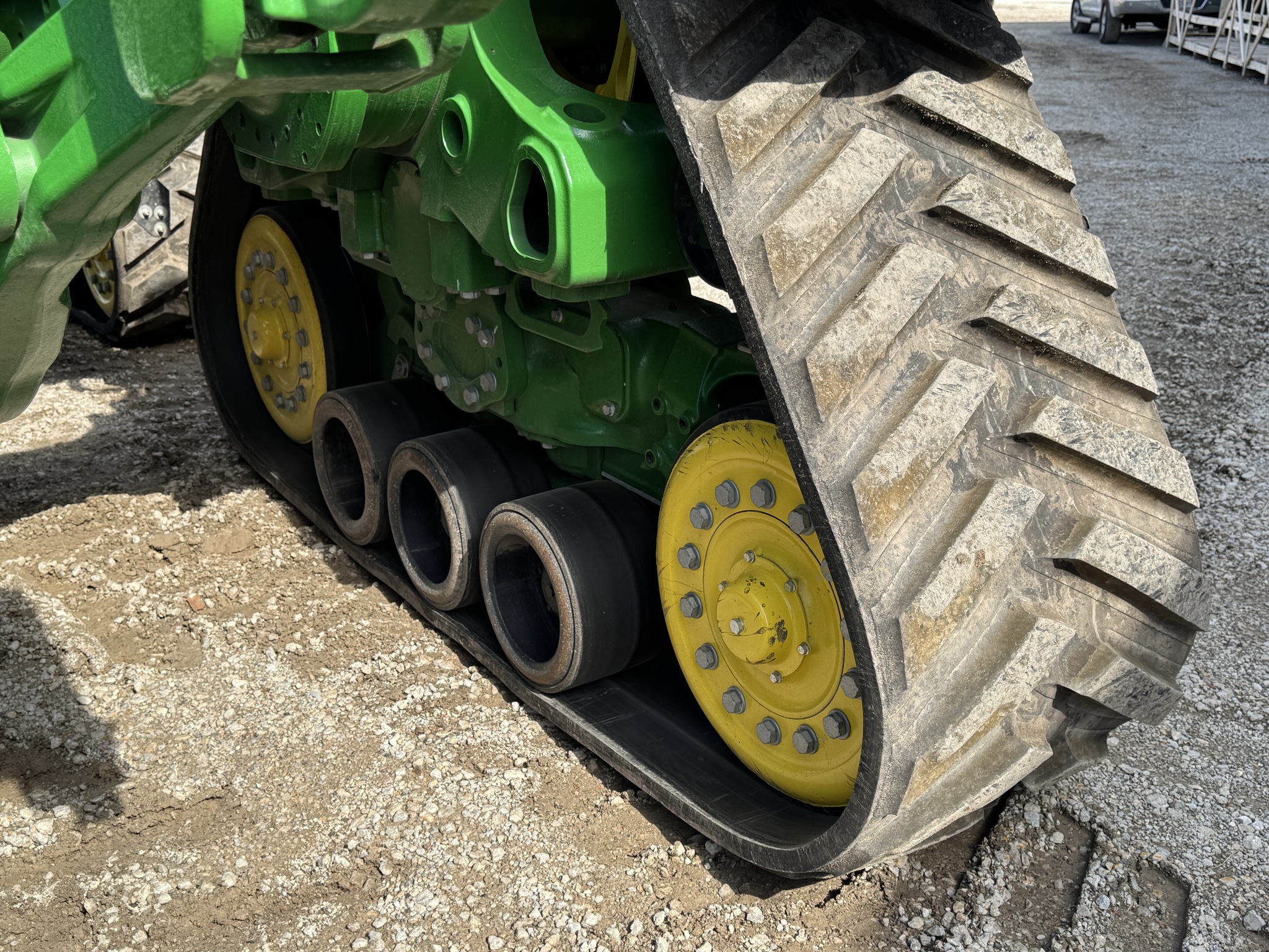  2023 John Deere 8RX 410 at Heritage Tractor in Pontiac, IL