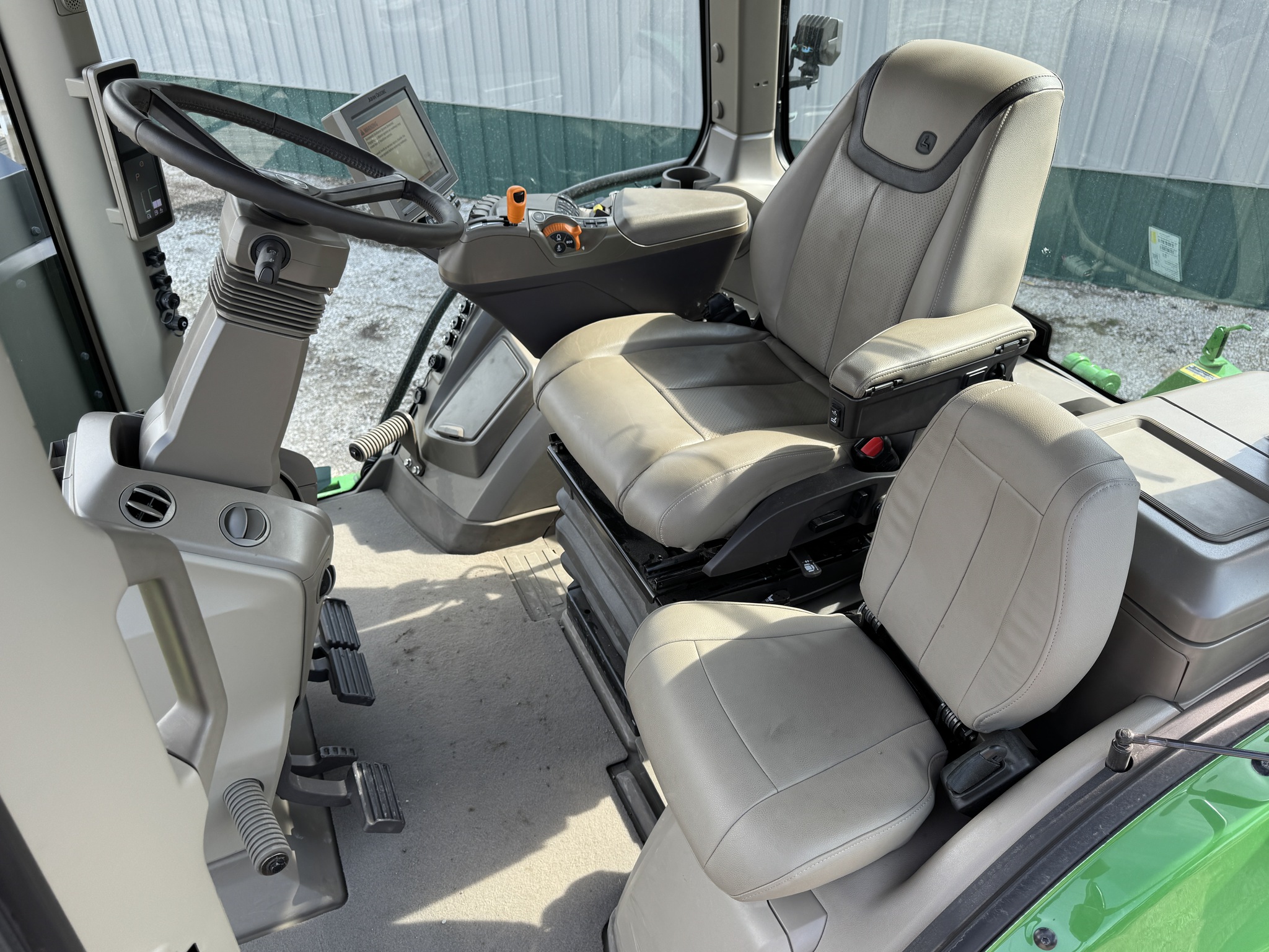  2023 John Deere 8RX 410 at Heritage Tractor in Pontiac, IL