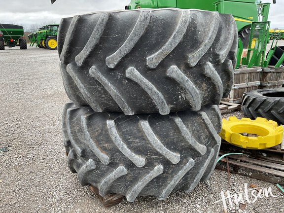 Photo of 2021 John Deere 750/65R26