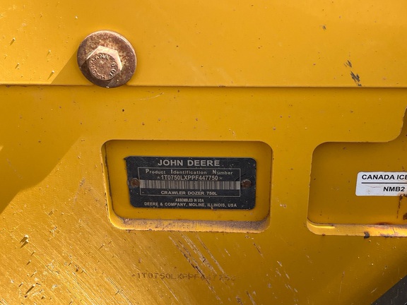 2023 John Deere 750L