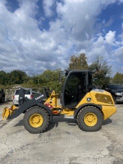 2023 John Deere 184 G Image 2