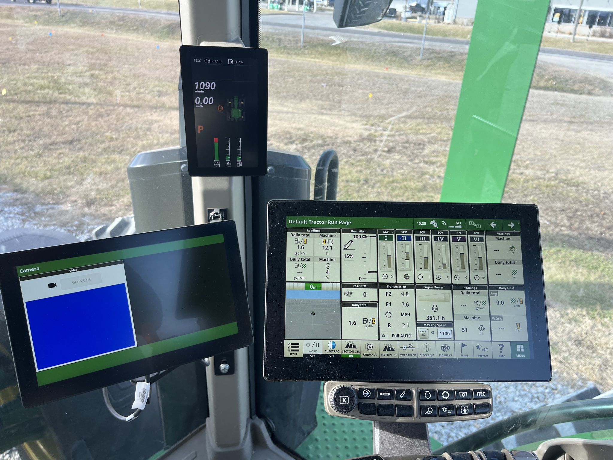  2024 John Deere 8R 370 at Heritage Tractor in Atchison, KS