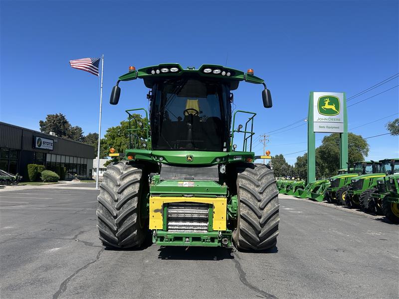 2017 John Deere 8800 Image 2