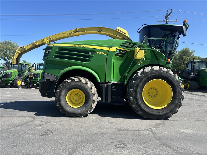 2017 John Deere 8800 Image 4