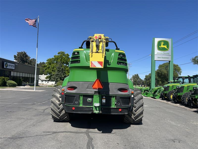 2017 John Deere 8800 Image 6