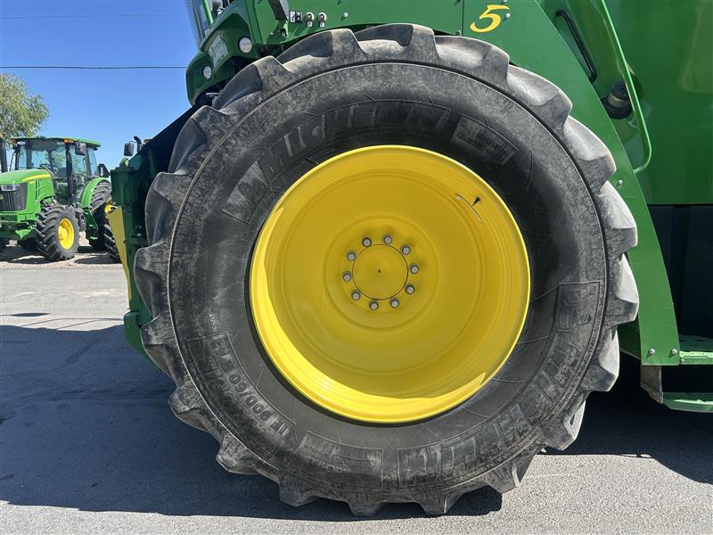 2017 John Deere 8800 Image 9