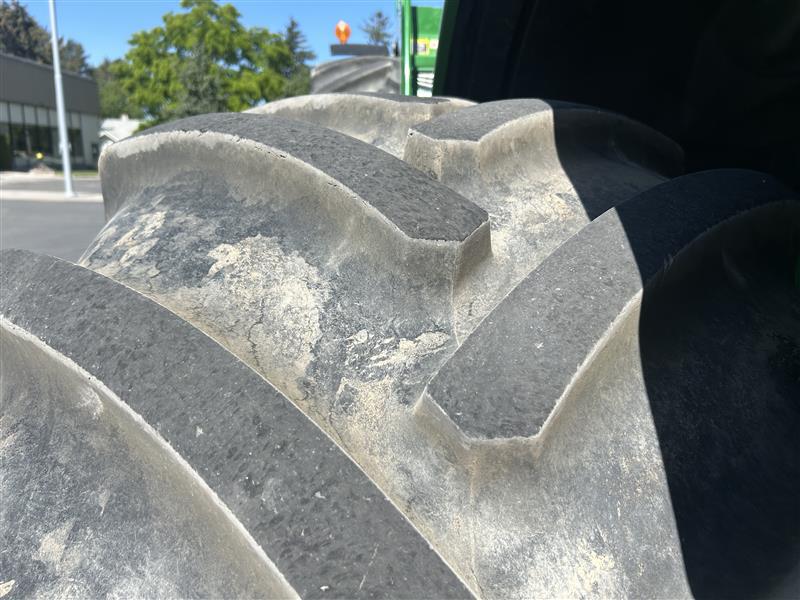 2017 John Deere 8800 Image 12