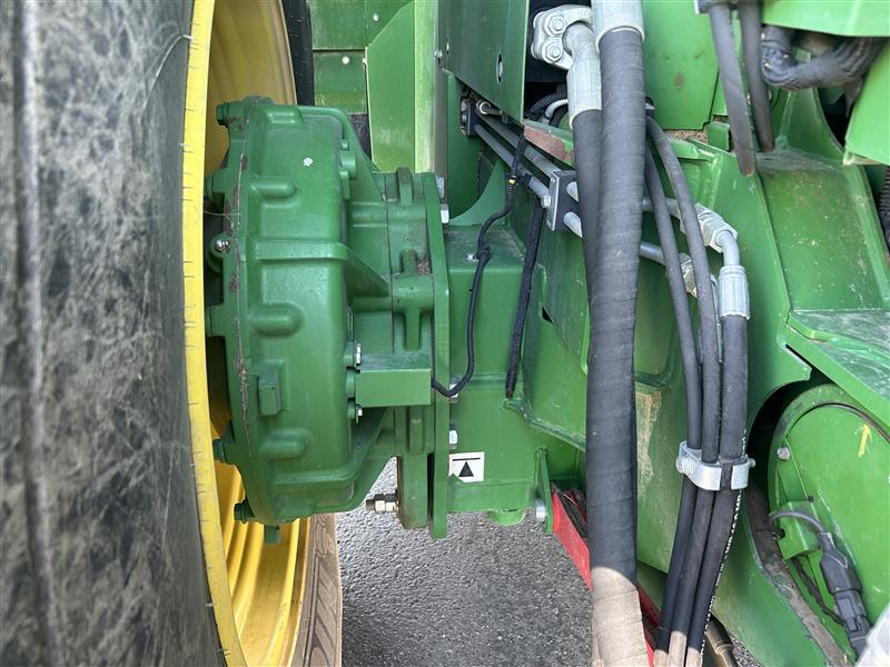 2017 John Deere 8800 Image 17