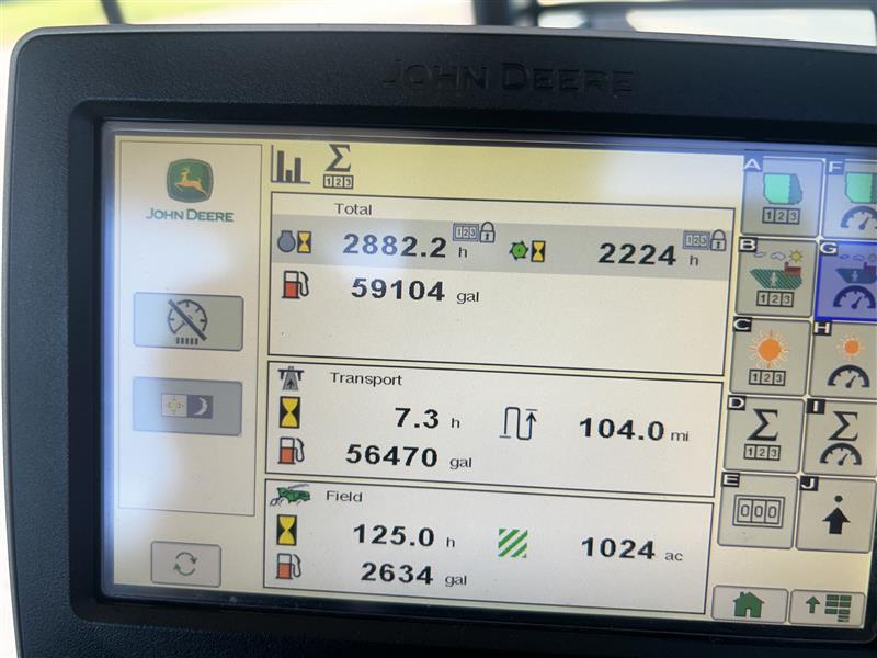 2017 John Deere 8800 Image 31