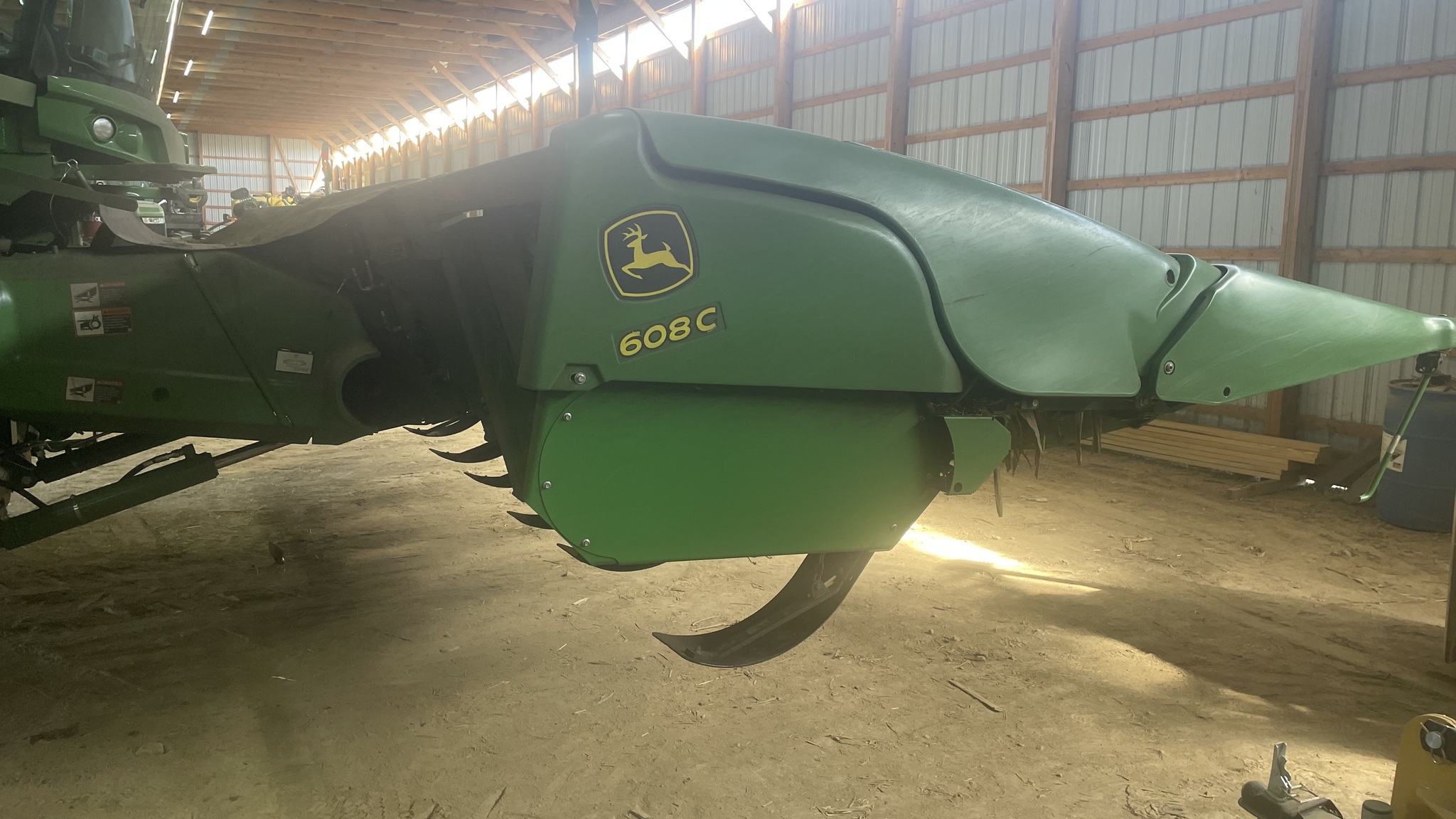 2014 John Deere 608C Image 3