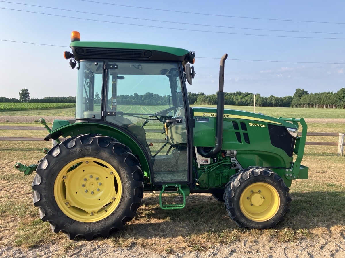 2020 John Deere 5075GN Image 2