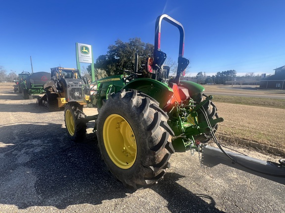 2022 John Deere 5075E Photo 4
