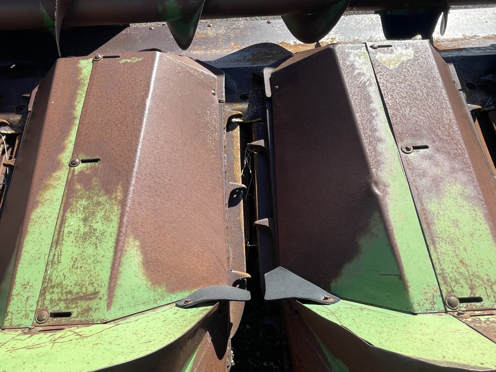 John Deere 643 Image 11