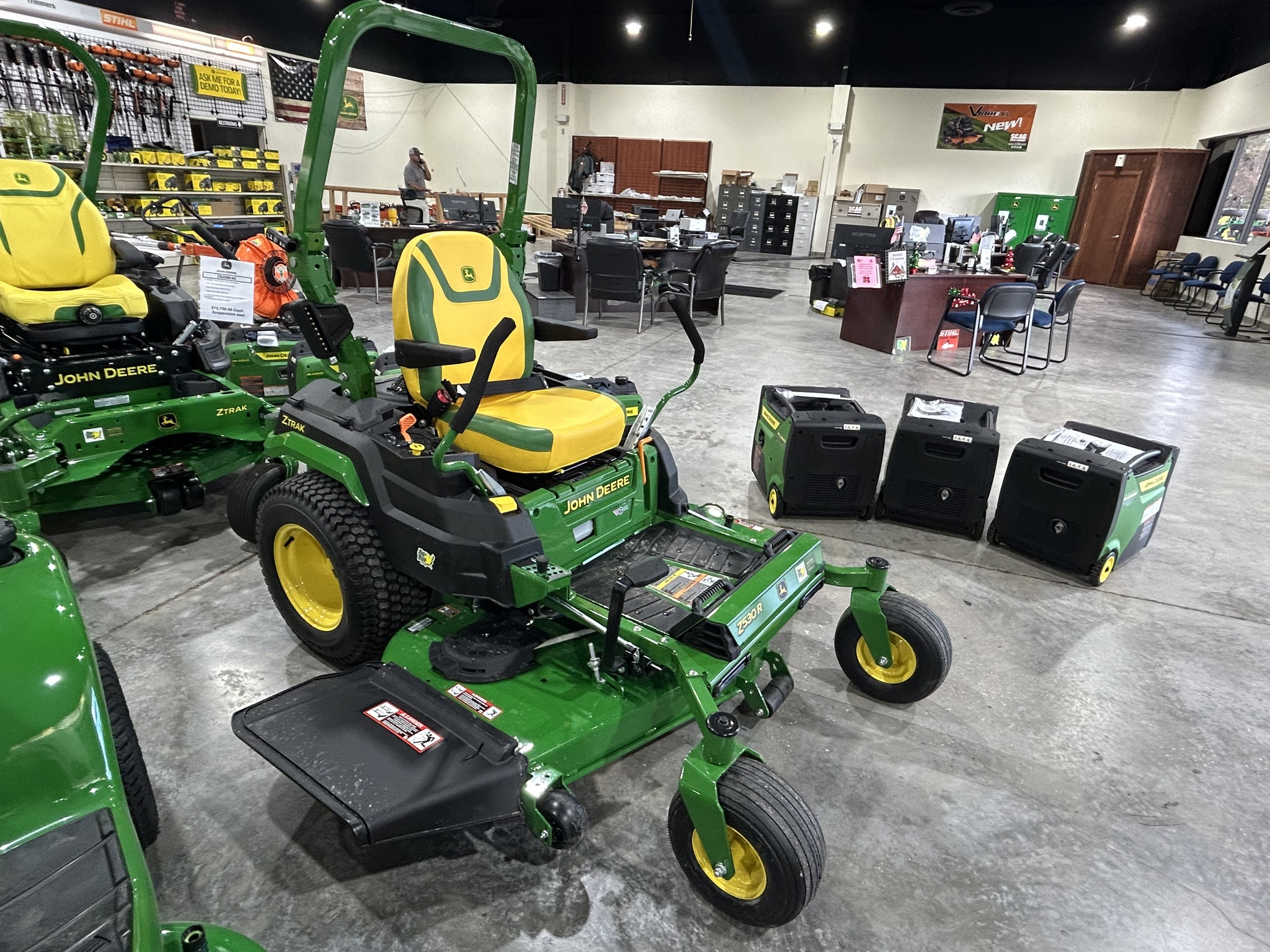 2024 John Deere Z530R Image 2