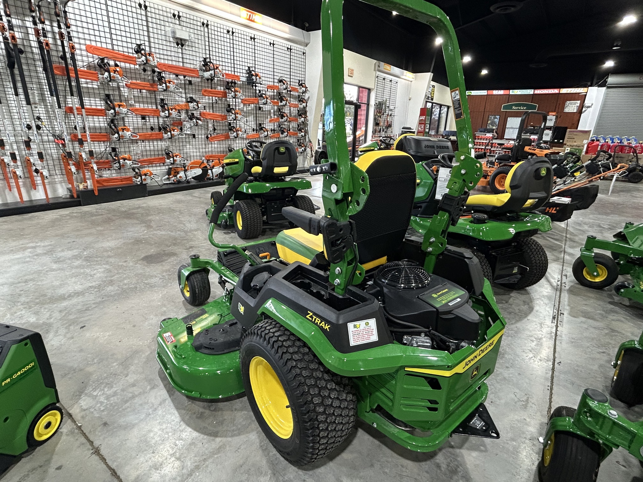 2024 John Deere Z530R Image 4