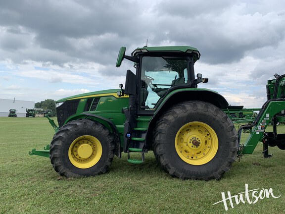 Photo of 2023 John Deere 7R 310