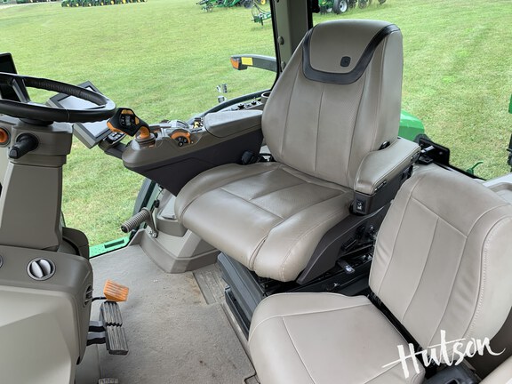 Photo of 2023 John Deere 7R 310