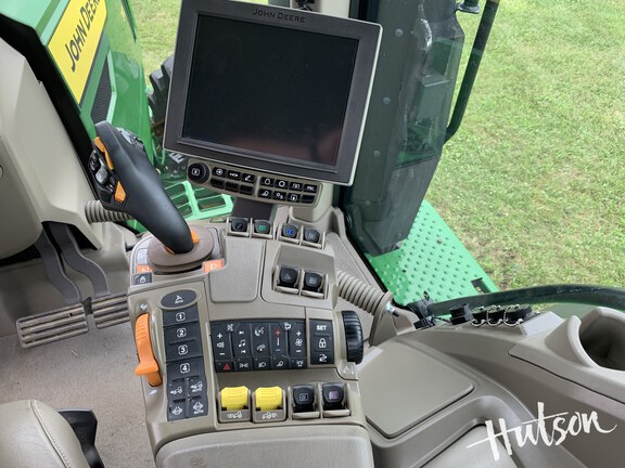 Photo of 2023 John Deere 7R 310
