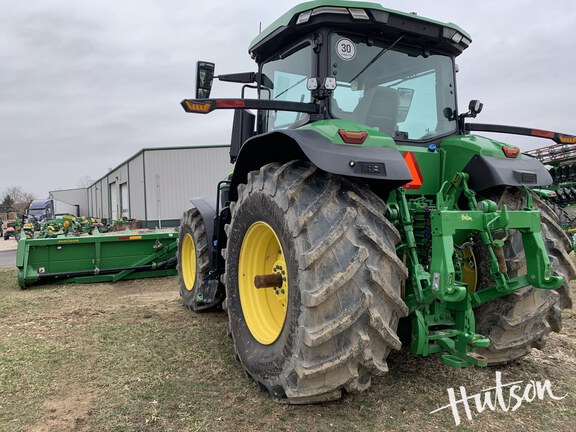 Photo of 2023 John Deere 7R 310