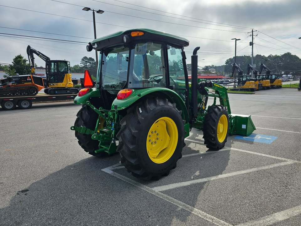 2025 John Deere 5060E Image 2