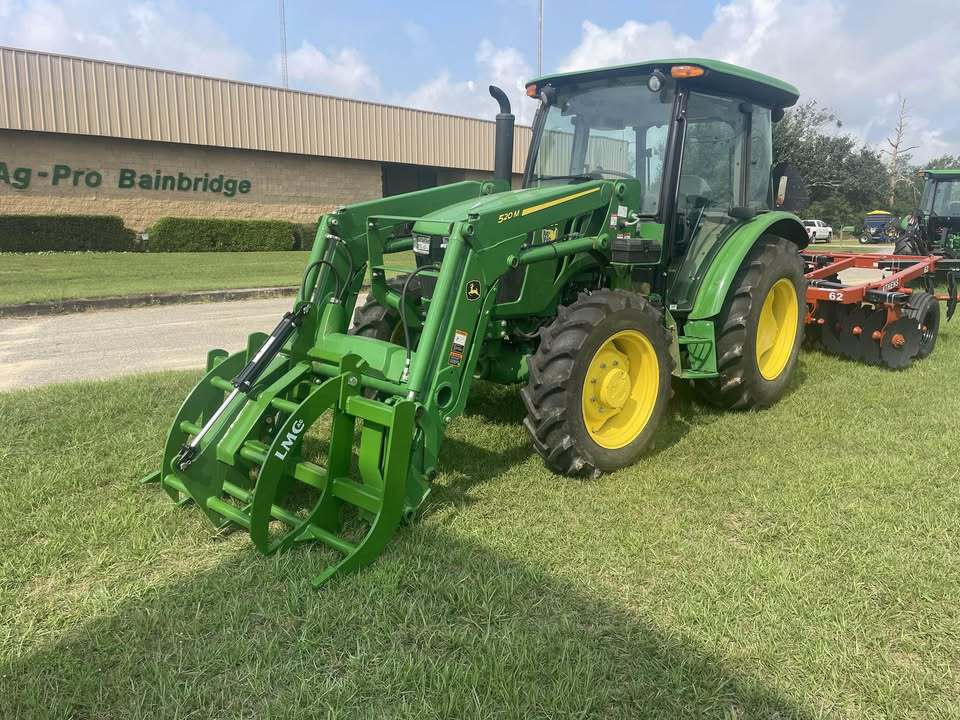 2025 John Deere 5060E Image 4