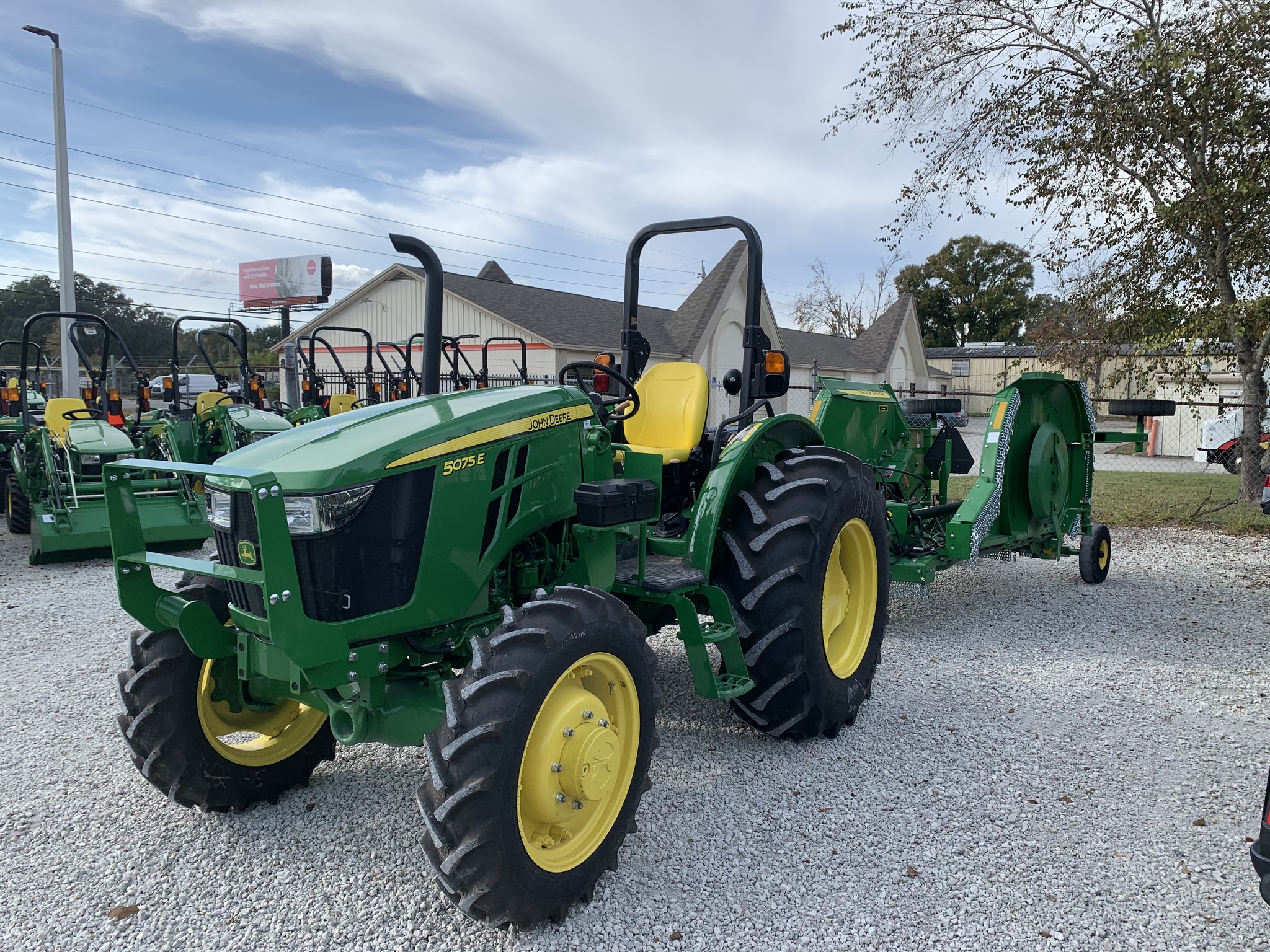 2025 John Deere 5075E Image 1