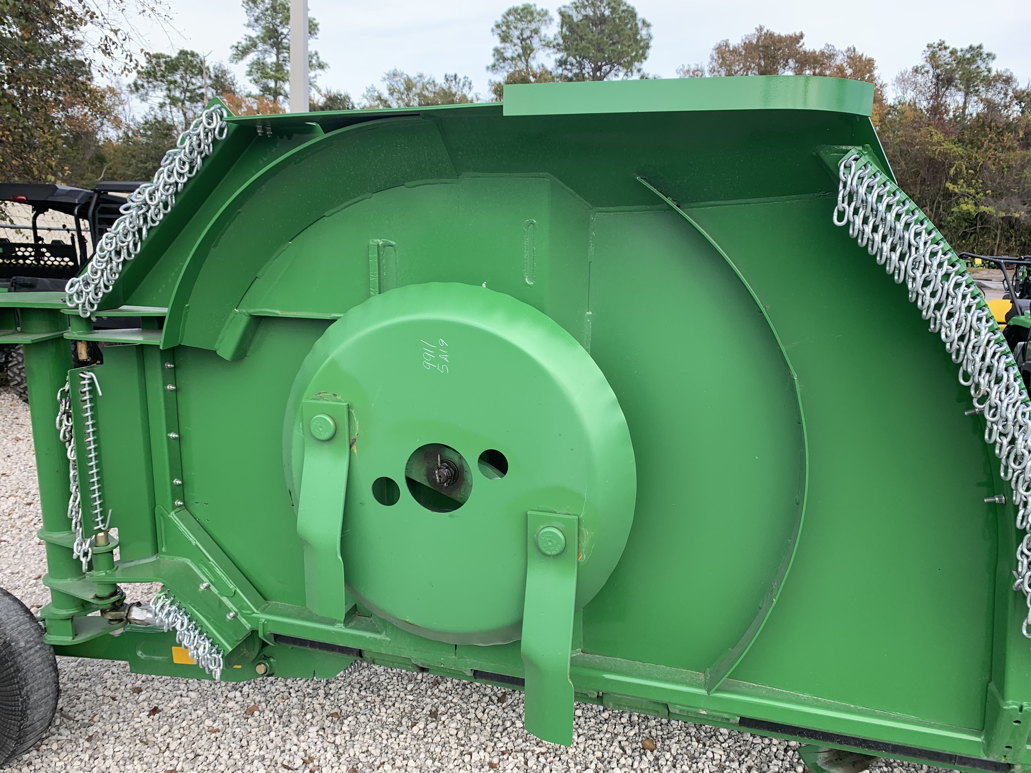 2025 John Deere 5075E Image 9