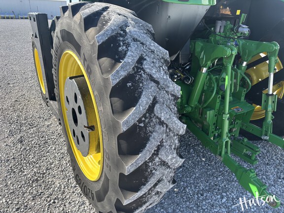 Photo of 2021 John Deere 6110M