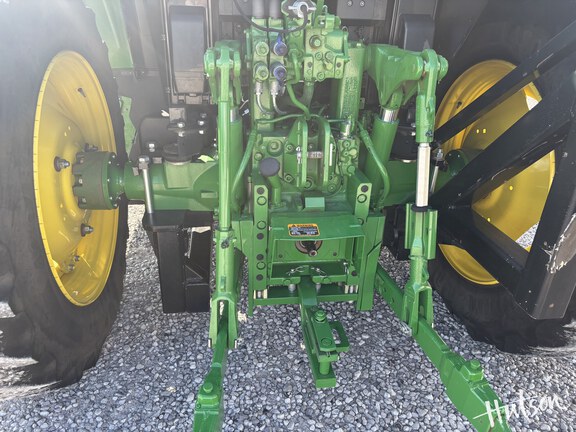 Photo of 2021 John Deere 6110M