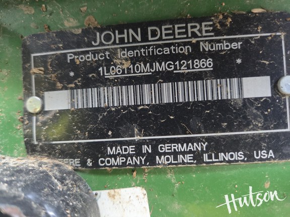 Photo of 2021 John Deere 6110M