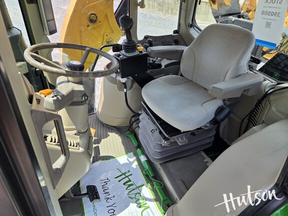 Photo of 2021 John Deere 6110M