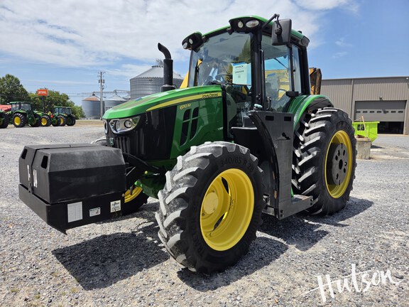 Photo of 2021 John Deere 6110M