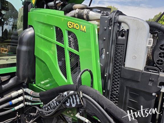 Photo of 2021 John Deere 6110M