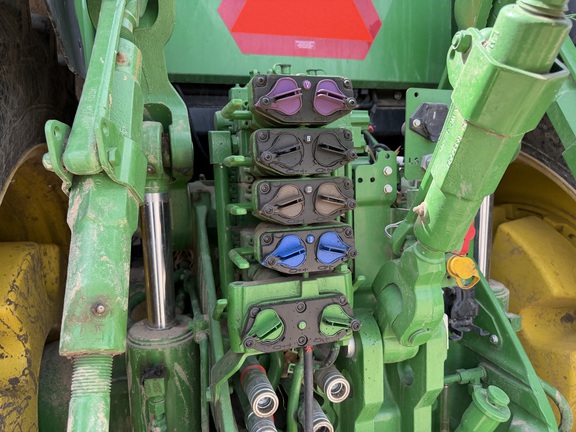 2023 John Deere 8R 410 - Photo17