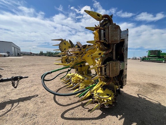 Used 2023 John Deere 690 Row Crop Forage Harvester Heads at Horizon Ag & Turf in Lloydminster, AB - Photo5