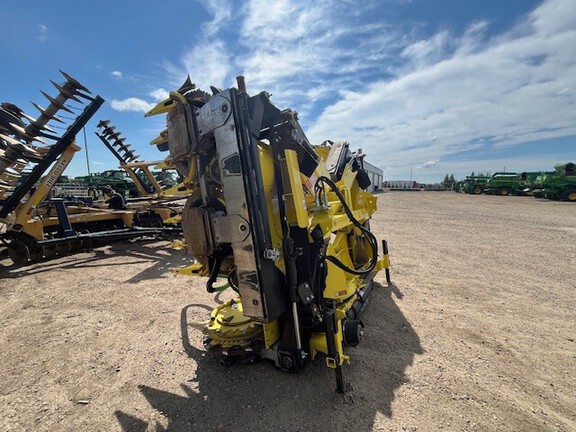 Used 2023 John Deere 690 Row Crop Forage Harvester Heads at Horizon Ag & Turf in Lloydminster, AB - Photo2