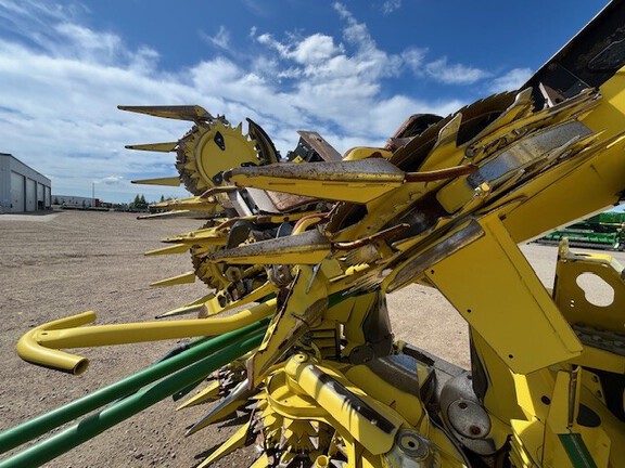 Used 2023 John Deere 690 Row Crop Forage Harvester Heads at Horizon Ag & Turf in Lloydminster, AB - Photo4