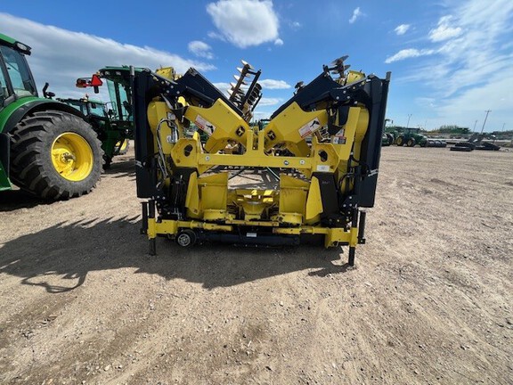 Used 2023 John Deere 690 Row Crop Forage Harvester Heads at Horizon Ag & Turf in Lloydminster, AB - Photo10