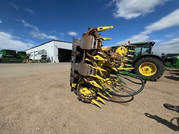 Used 2023 John Deere 690 Row Crop Forage Harvester Heads at Horizon Ag & Turf in Lloydminster, AB - Photo8