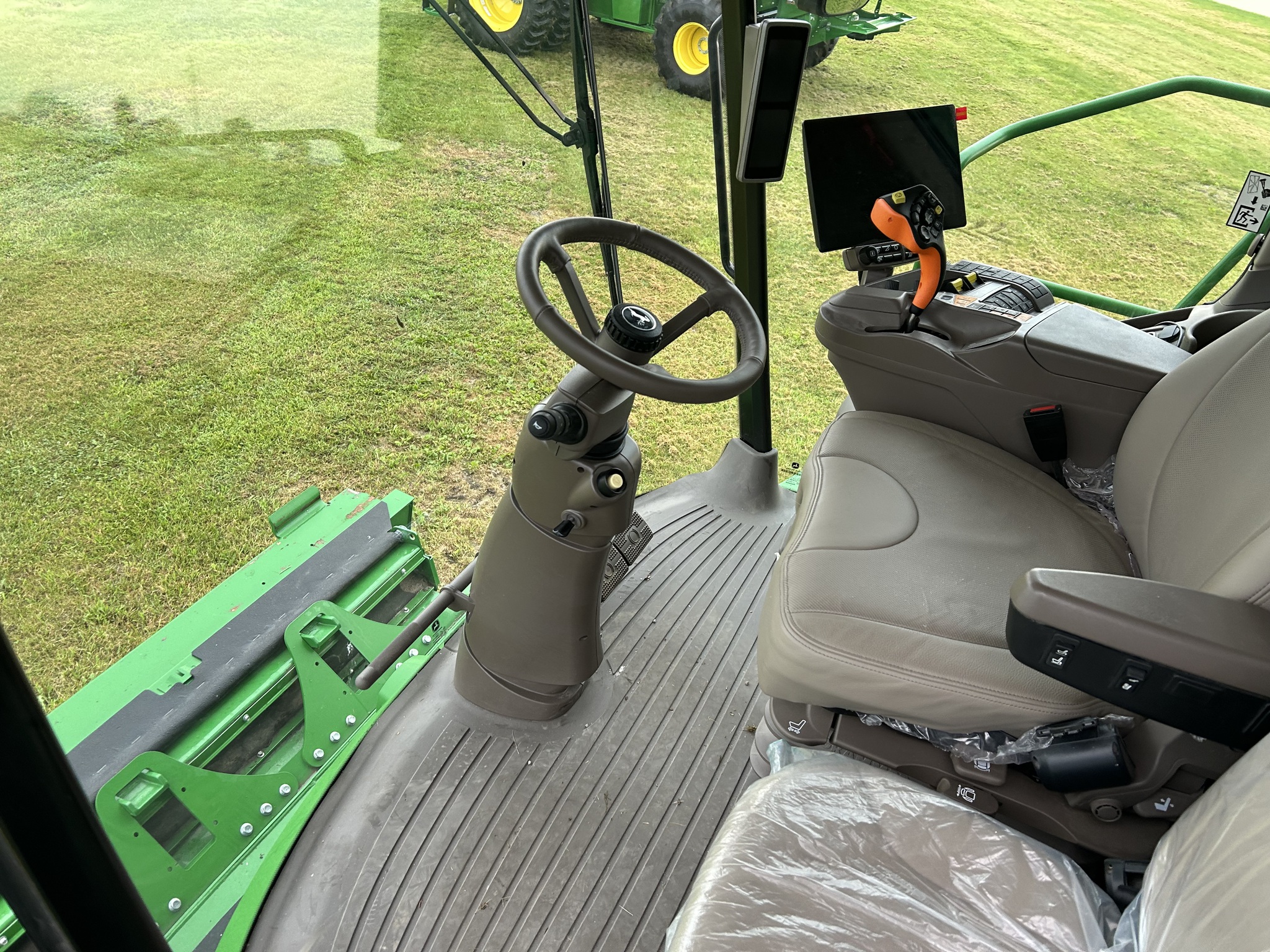  2024 John Deere S770 at Heritage Tractor in Aledo, IL