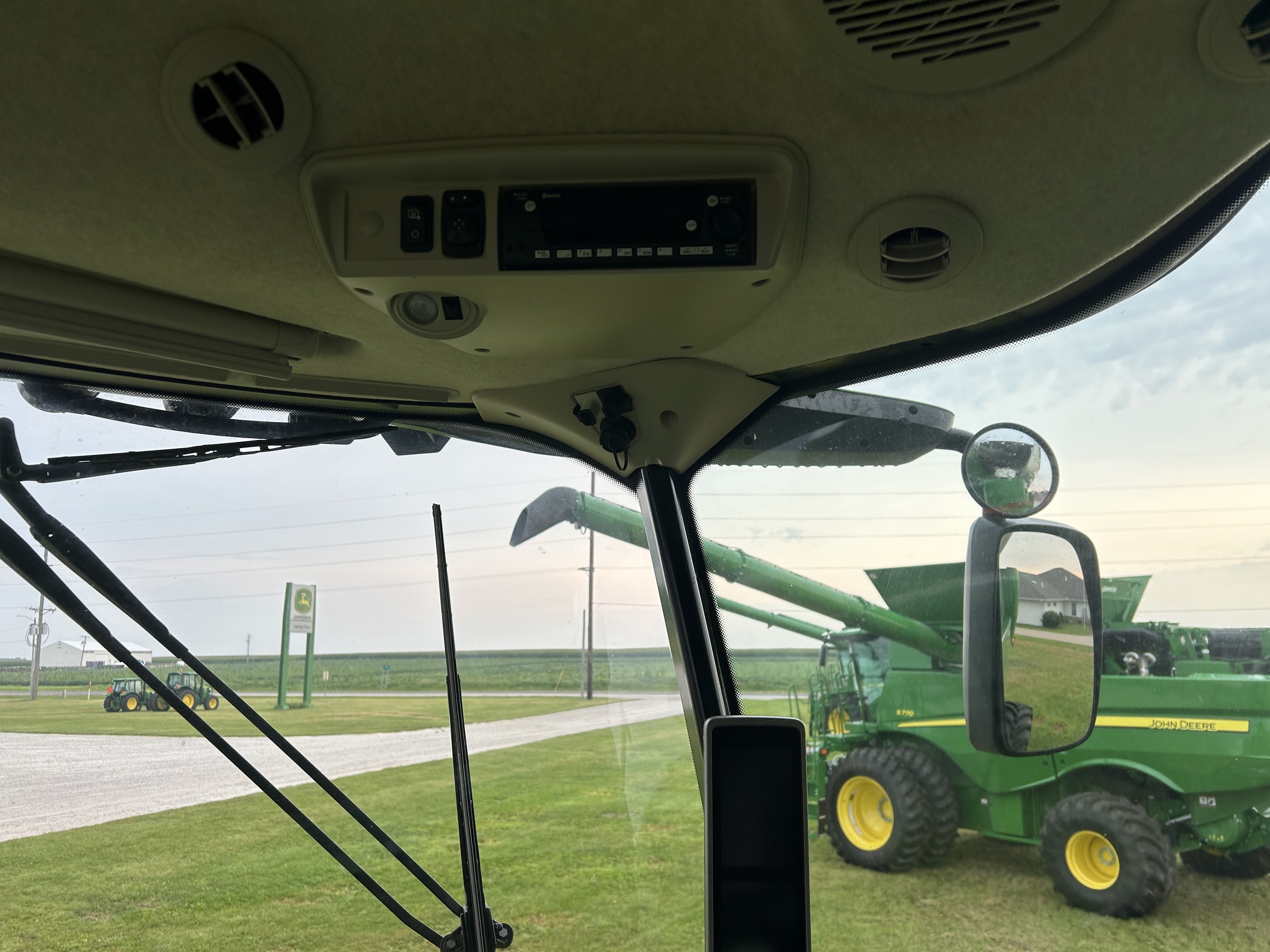  2024 John Deere S770 at Heritage Tractor in Aledo, IL