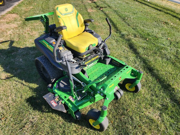 2022 John-Deere Z930M