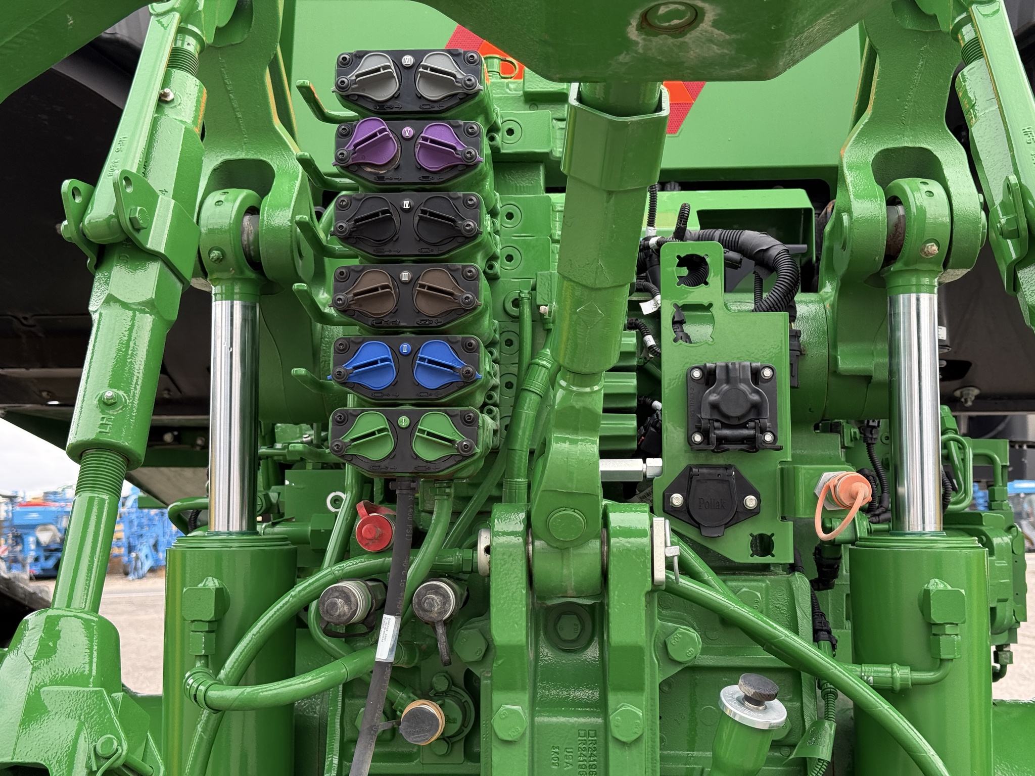 2023 John Deere 8RT 410 Image 30