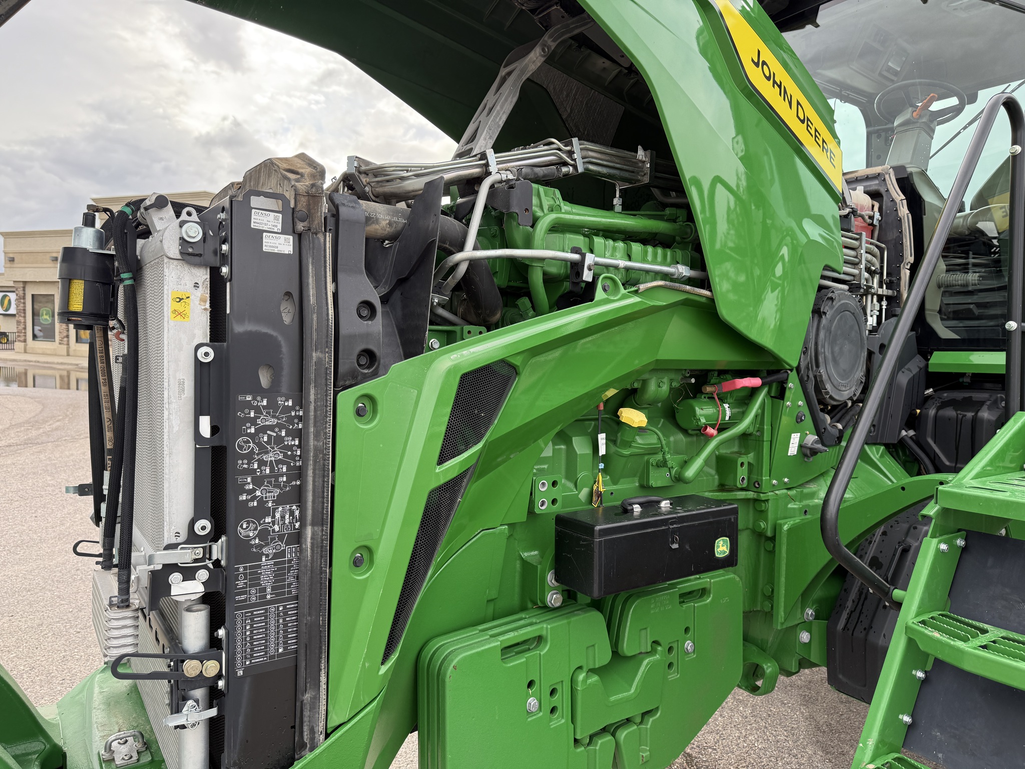 2023 John Deere 8RT 410 Image 21