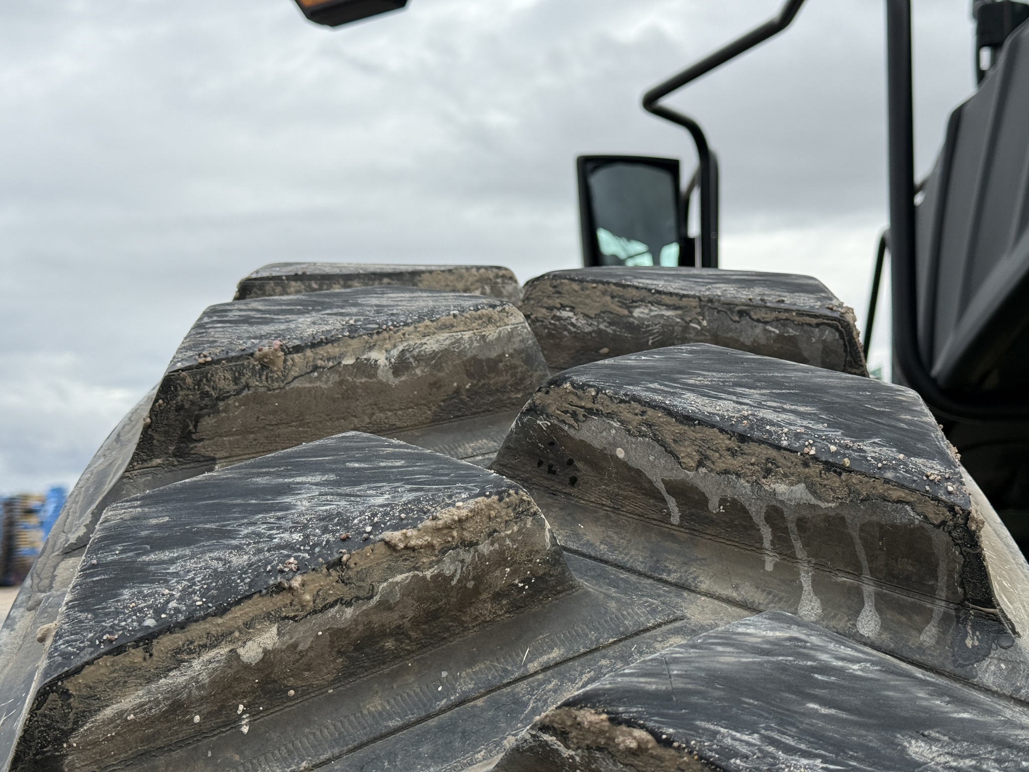 2023 John Deere 8RT 410 Image 37