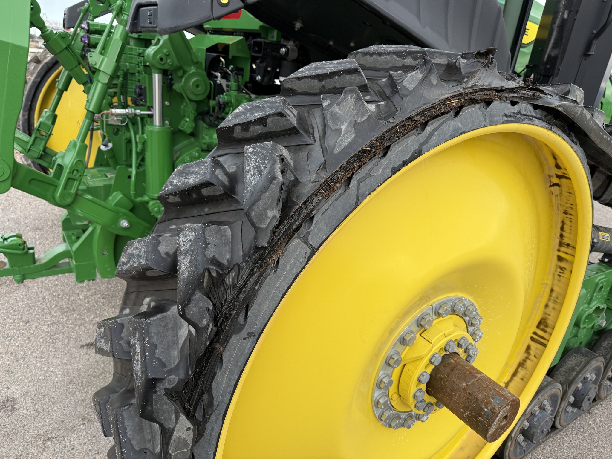 2023 John Deere 8RT 410 Image 42