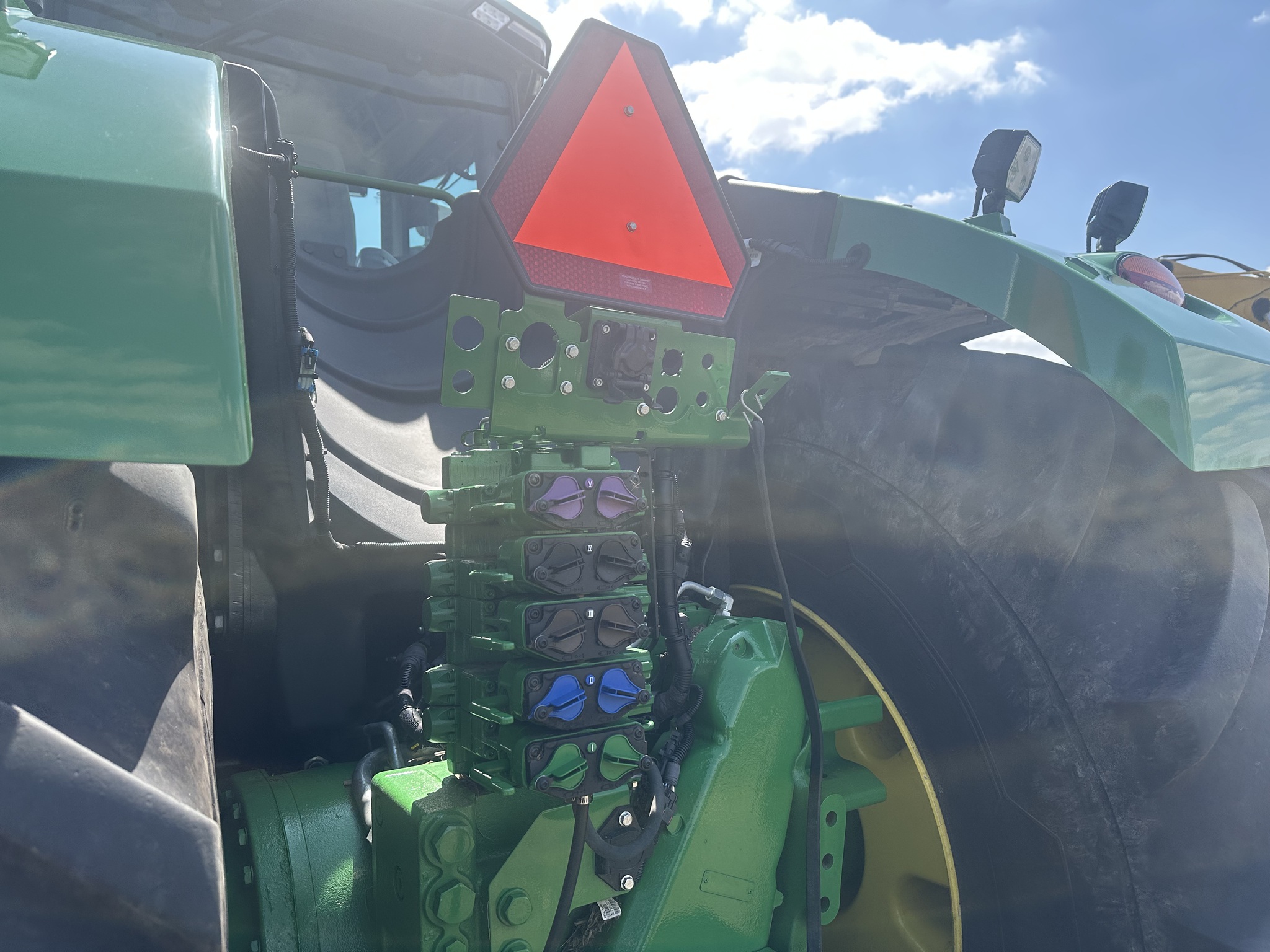 2022 John Deere 9R 490 Image 5