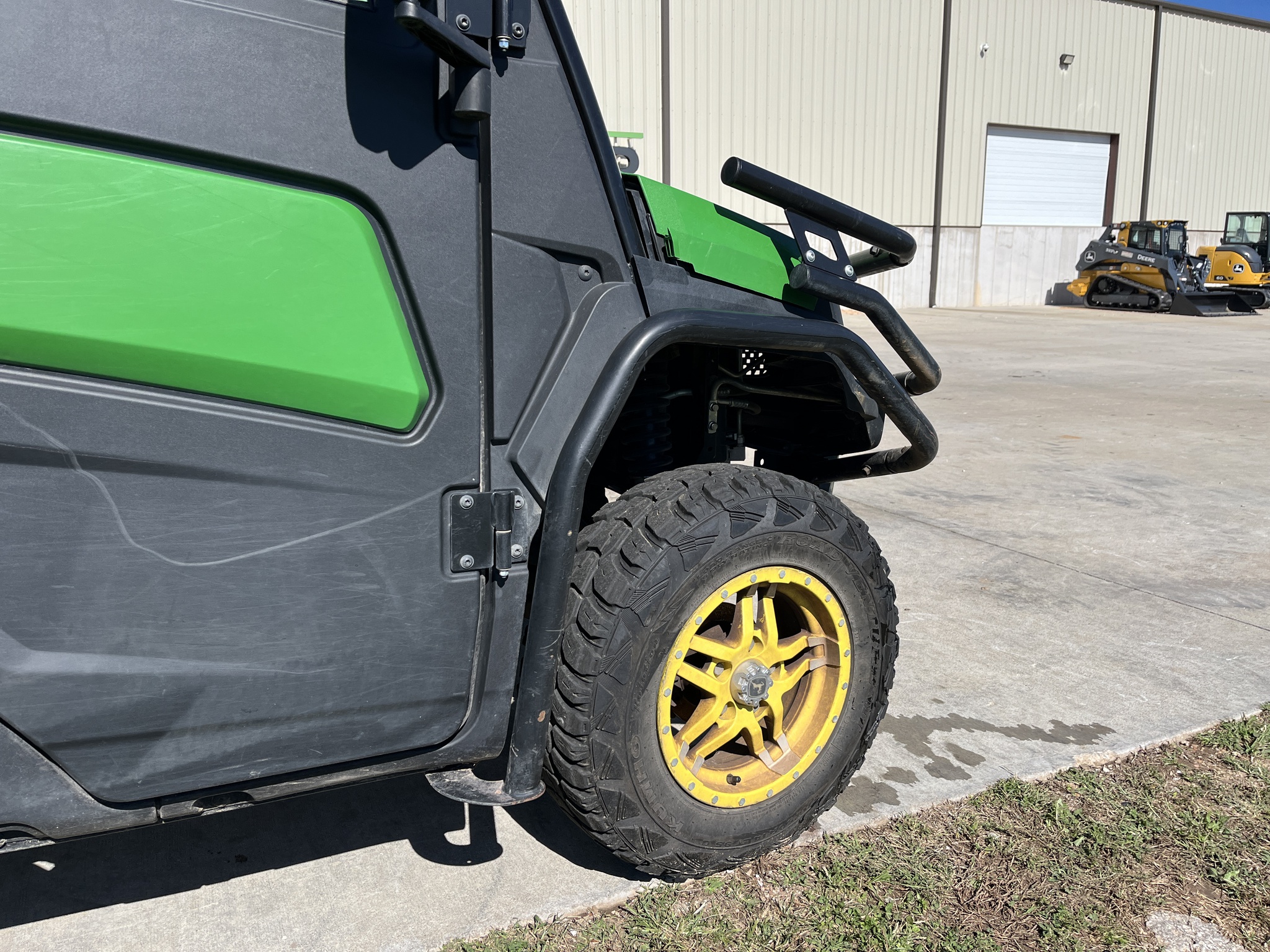  2023 John Deere XUV 835M at Heritage Tractor in Rogersville, MO