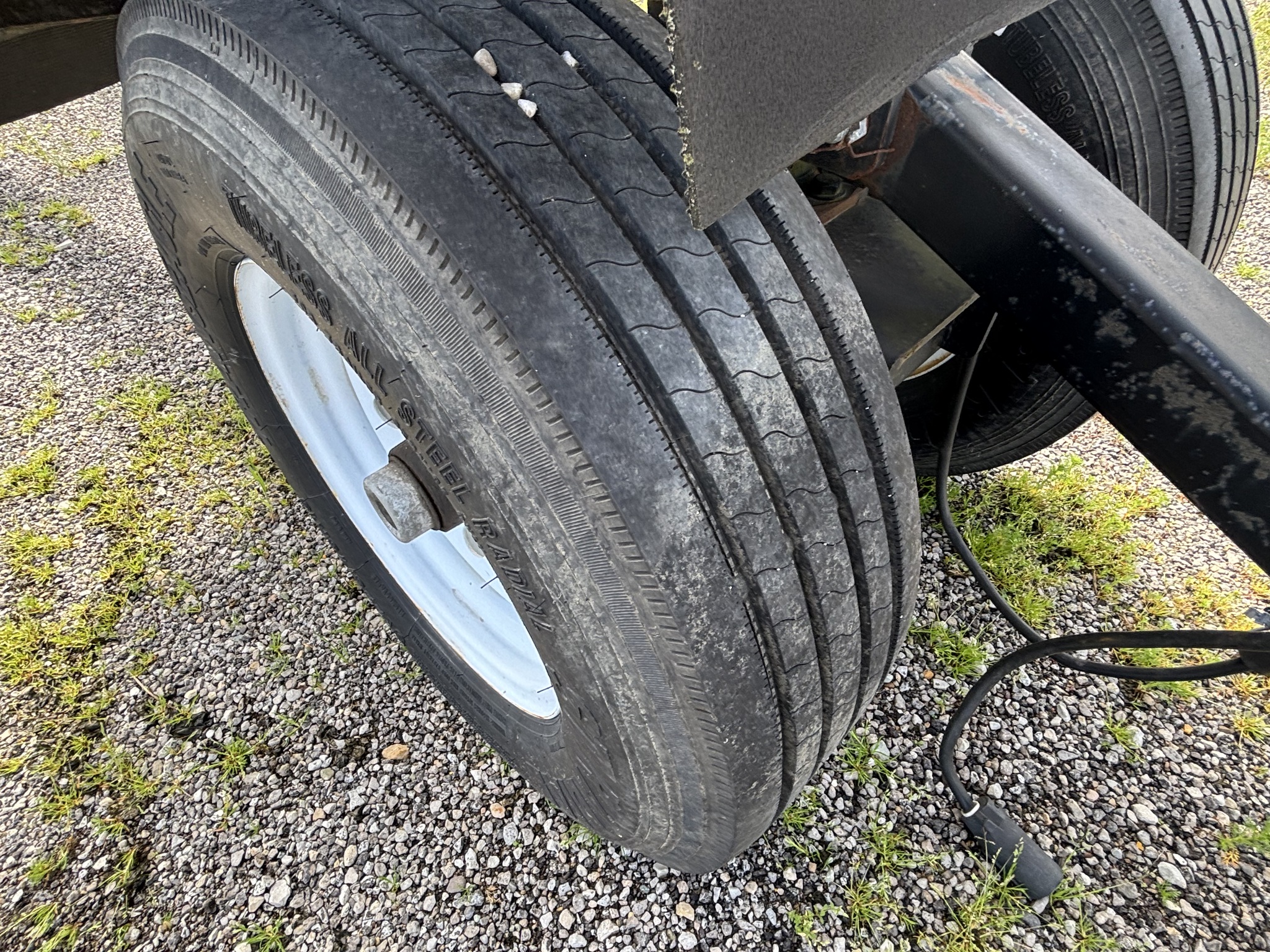 Used 2013 Maurer HT42 Header carts at Koenig Equipment in Greenfield, IN - PhotoXL2